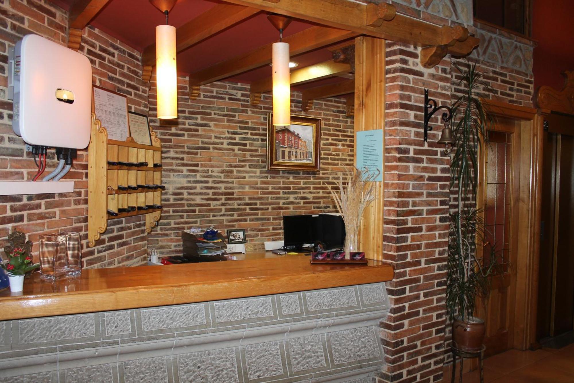 Hotel San Roque Reinosa Zewnętrze zdjęcie