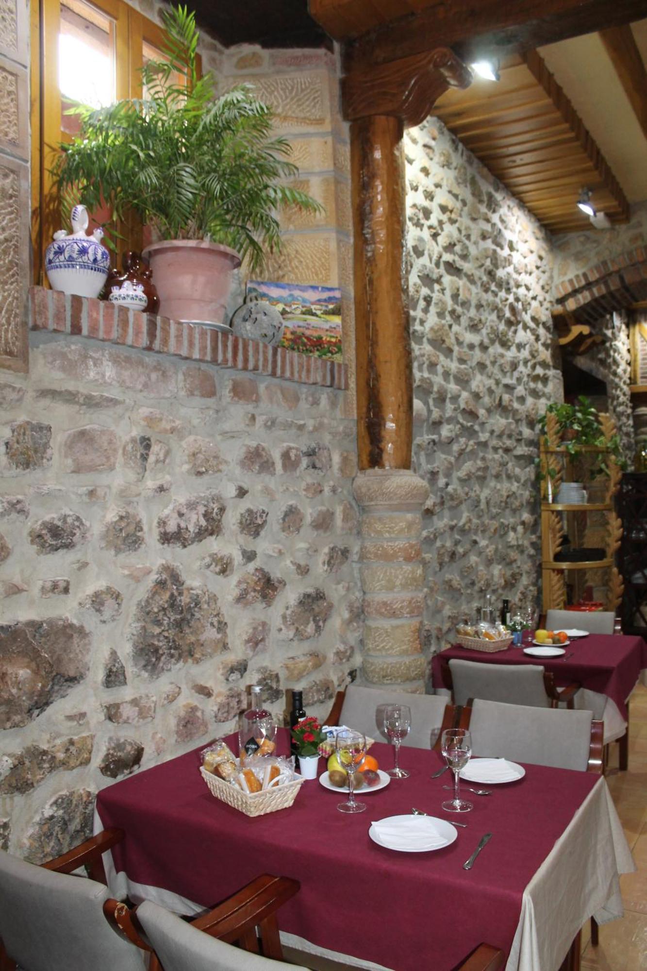 Hotel San Roque Reinosa Zewnętrze zdjęcie