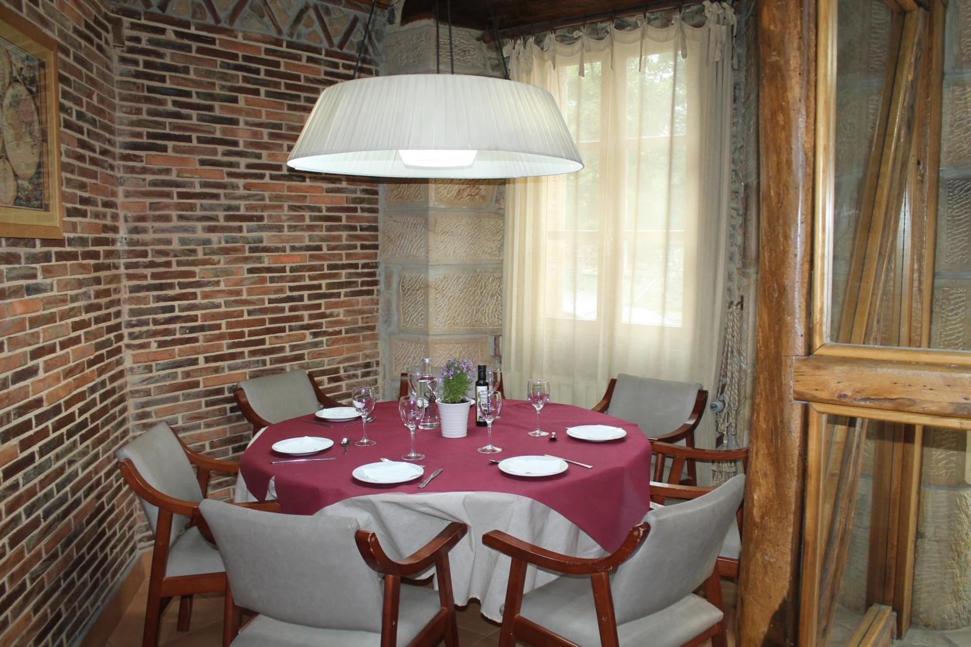 Hotel San Roque Reinosa Zewnętrze zdjęcie