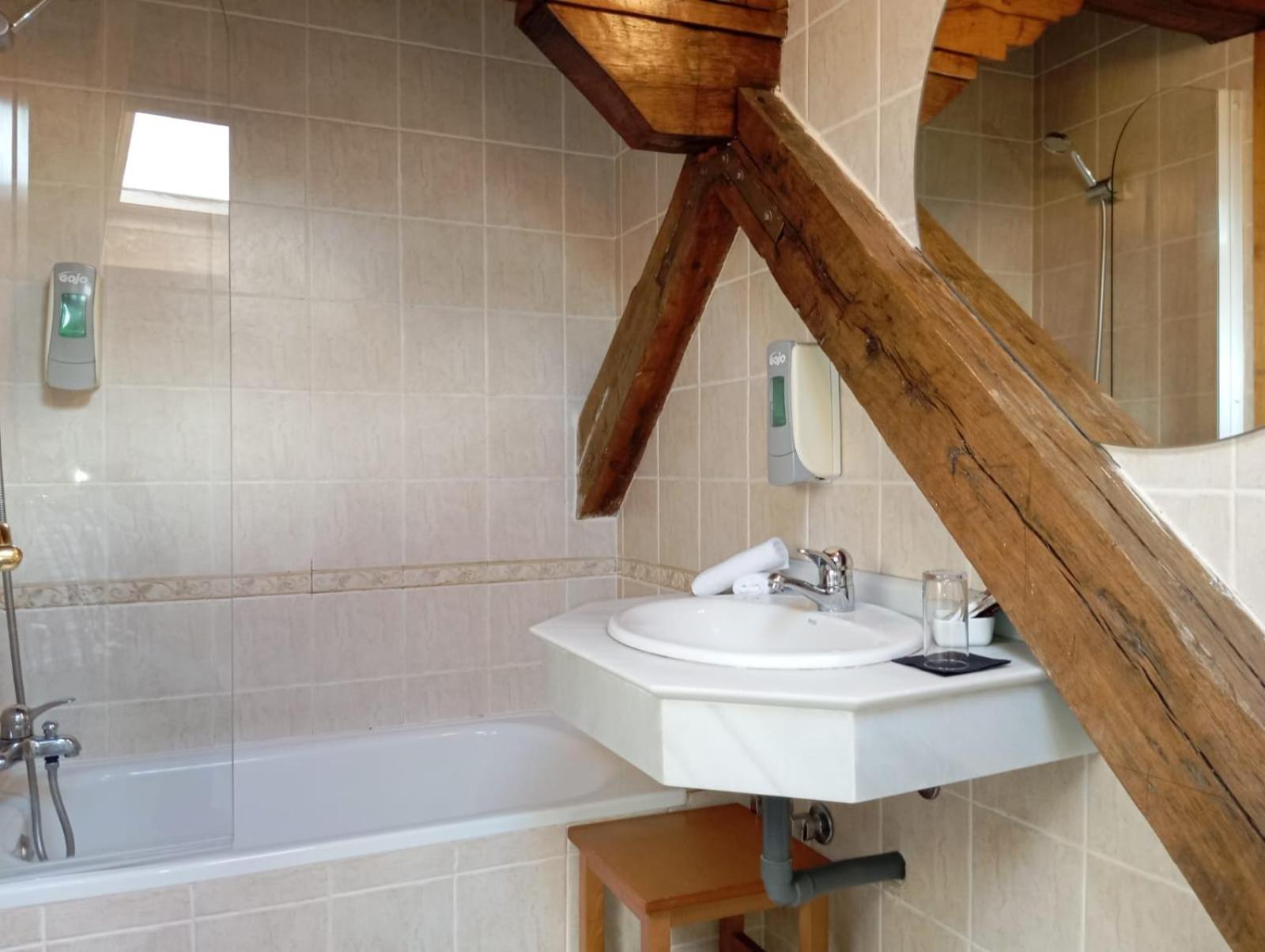 Hotel San Roque Reinosa Zewnętrze zdjęcie