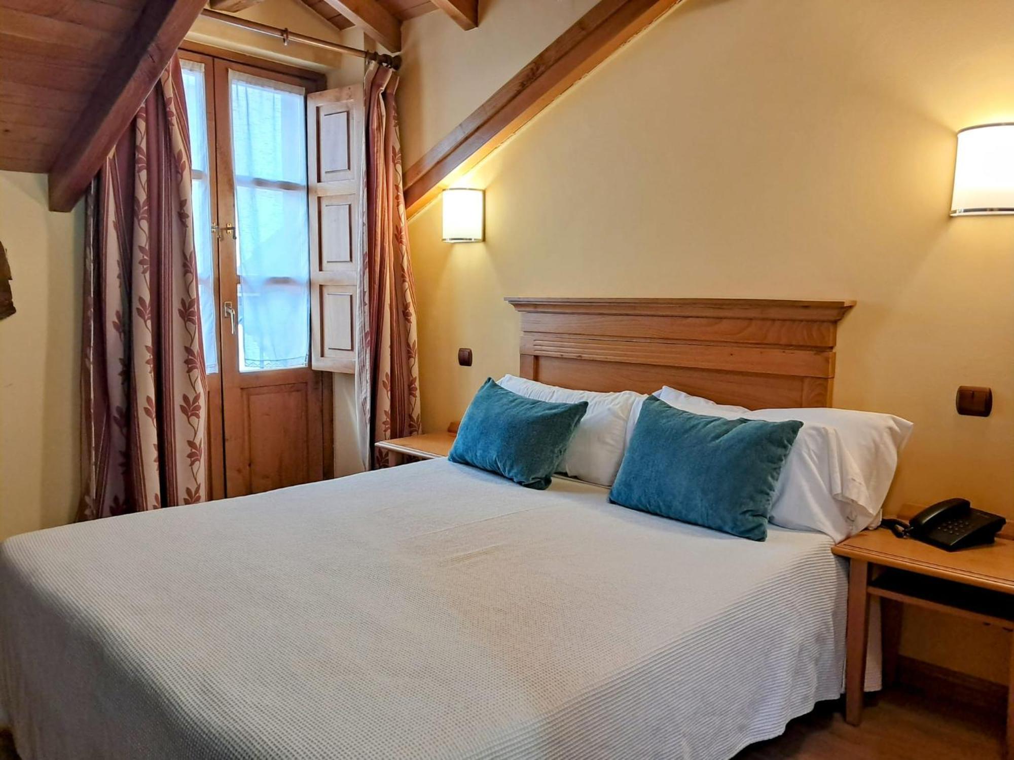 Hotel San Roque Reinosa Zewnętrze zdjęcie