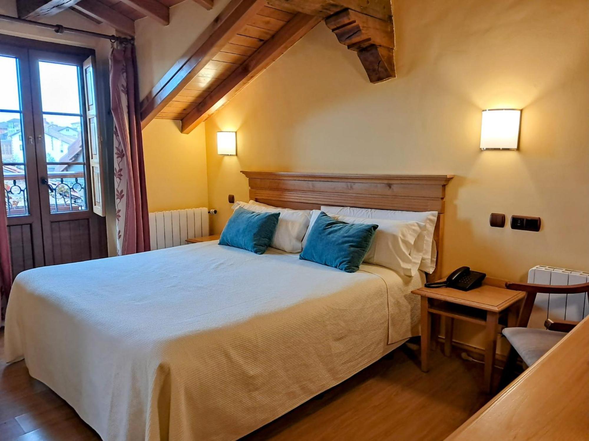 Hotel San Roque Reinosa Zewnętrze zdjęcie