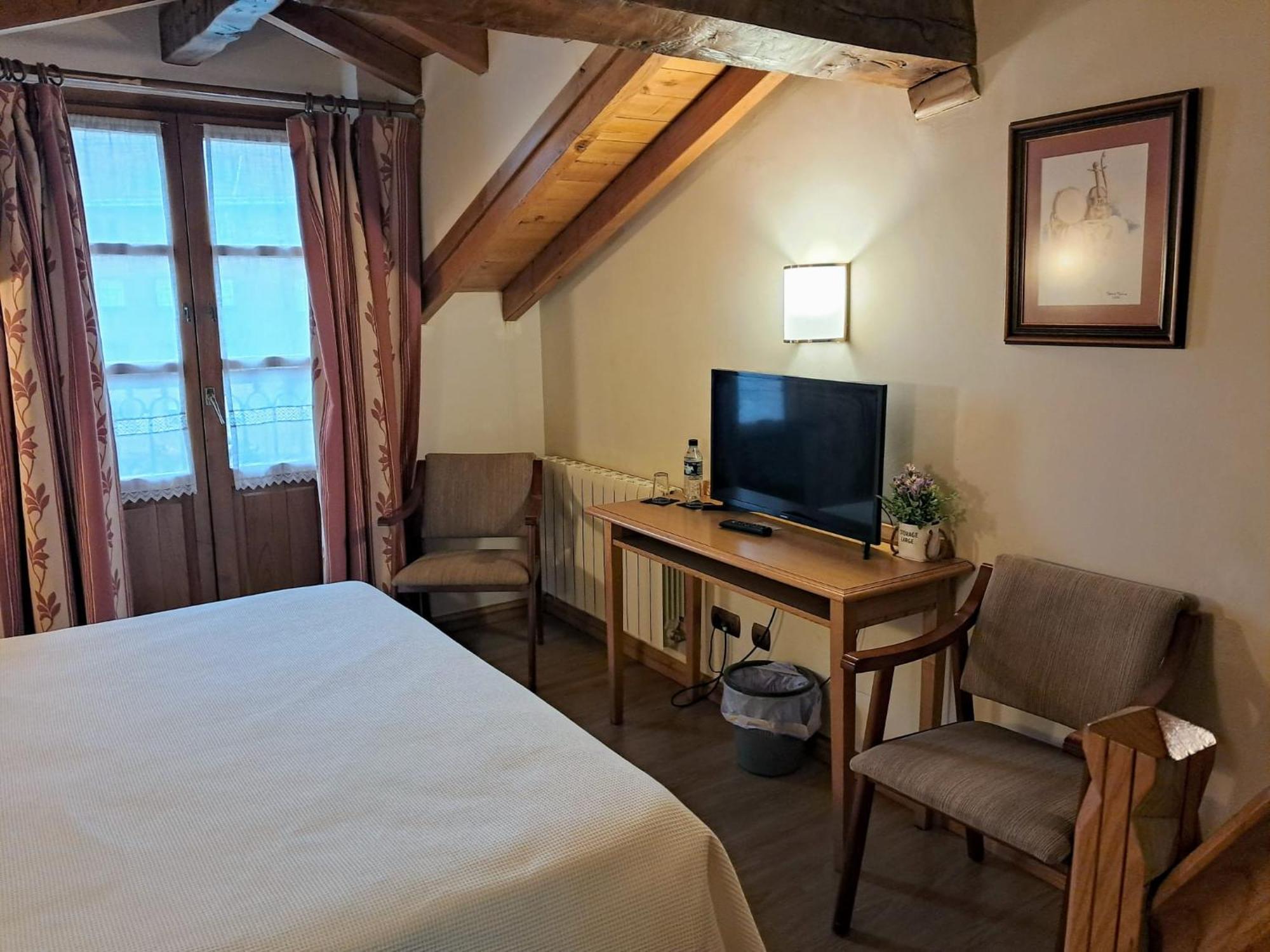 Hotel San Roque Reinosa Zewnętrze zdjęcie
