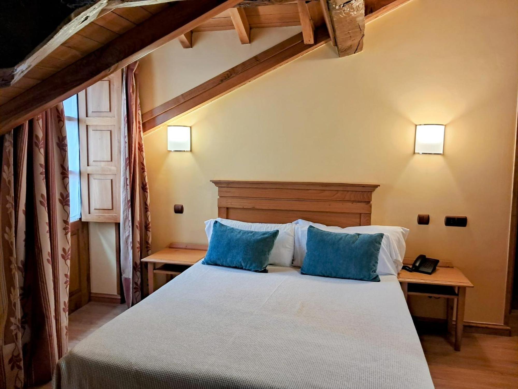 Hotel San Roque Reinosa Zewnętrze zdjęcie