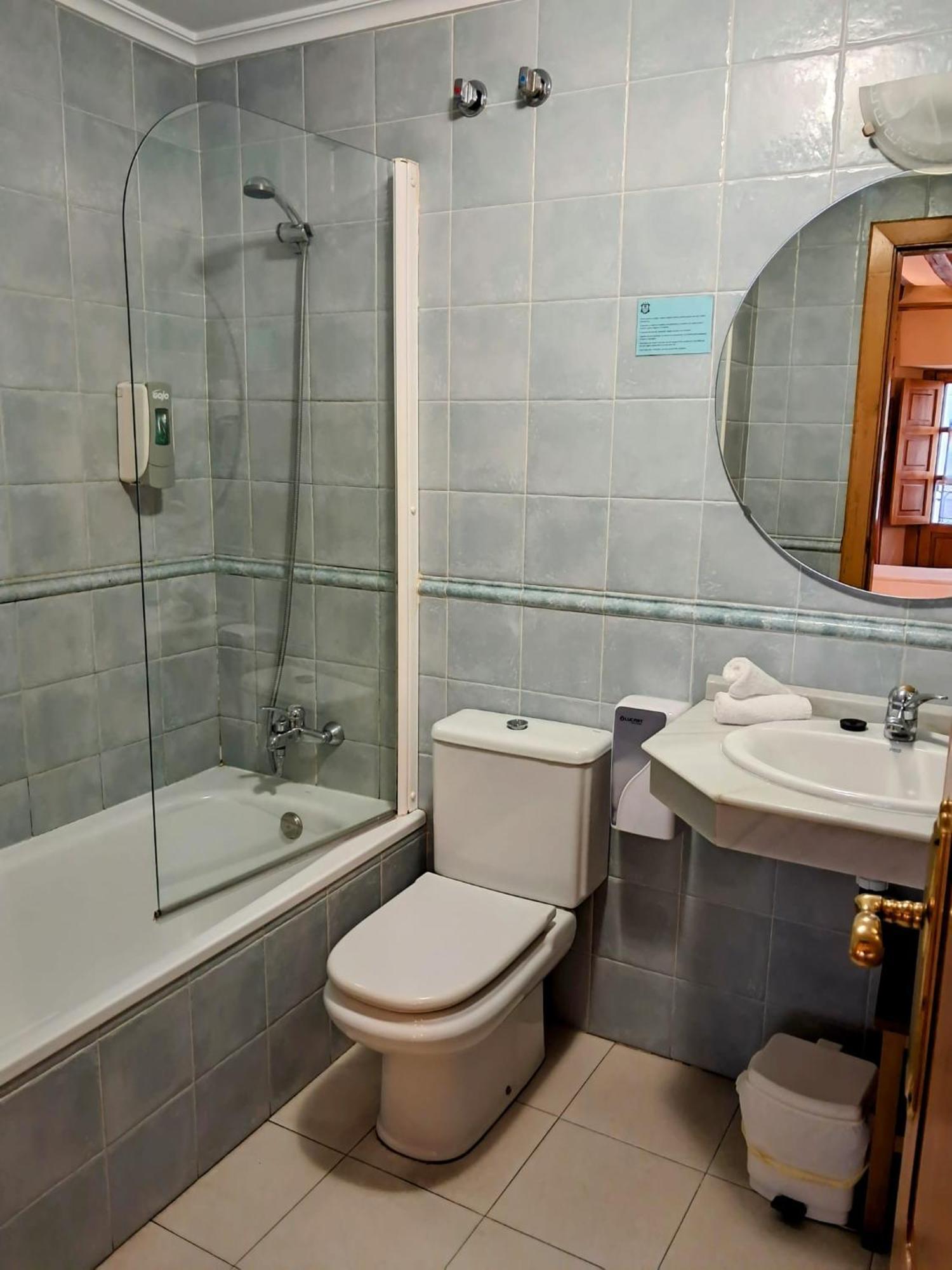 Hotel San Roque Reinosa Zewnętrze zdjęcie